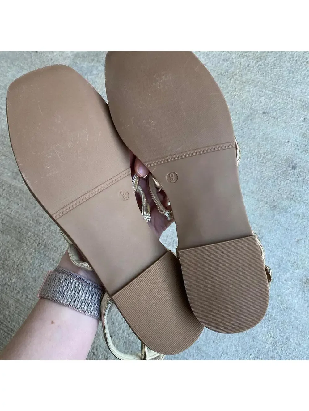 Vintage y2k gold strap flat sandals